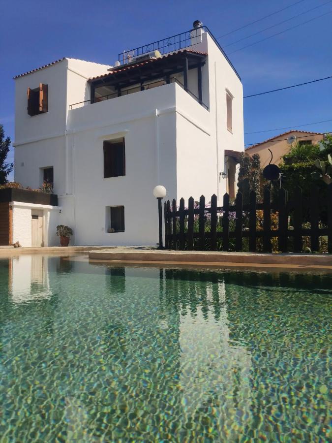 מגאלה קורפיה Villa Athina מראה חיצוני תמונה