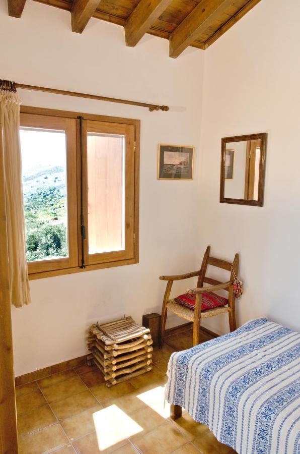 מגאלה קורפיה Villa Athina מראה חיצוני תמונה